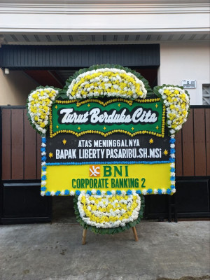 Papan Bunga Duka di Busungbiu